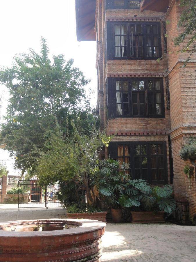 Vajra Hotel Kathmandu Esterno foto